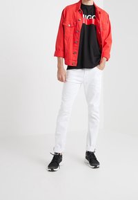 HUGO T-shirts print - black
