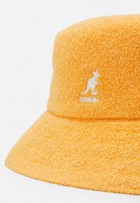 Kangol BERMUDA BUCKET - Chapéu - warm apricot