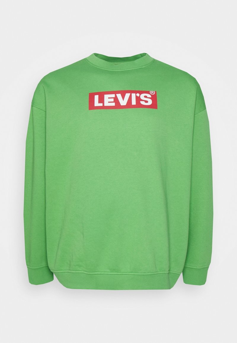 Grøn sweatshirt lavet af bomuld med rund hals, med et rødt rektangulært motiv med teksten "LEVI'S" i hvid. Blød tekstur, afslappet pasform.