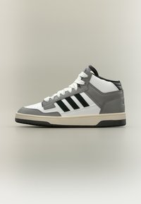 Δεν επιλέχθηκε, grey three/core black/ftwr white