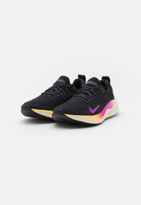 Nike Performance REACTX INFINITY  - Pantofi de alergare pe asfalt - black/hyper violet/anthracite/coconut milk/laser orange