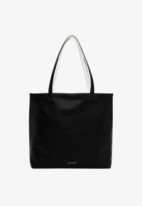 Valimata, black white