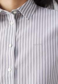 GANT STRIPED - Button-down blouse - mid grey