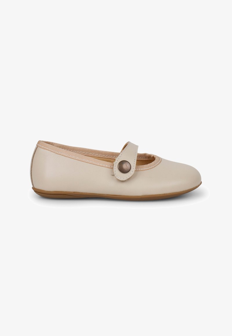 Ballerines en cuir beige avec un bout rond, sangle réglable avec un bouton rond et une semelle en caoutchouc beige flexible. Doublure intérieure texturée.