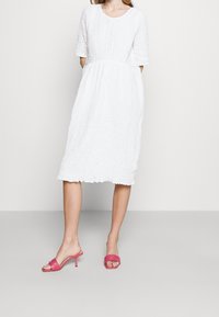 Glamorous Vestido informal - white