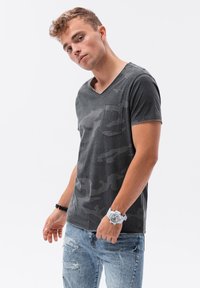 Ombre CAMO   - Triko s potiskem - grey camo