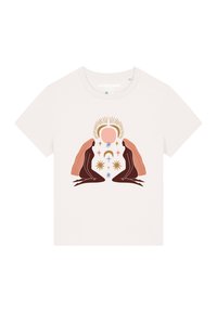 Weißes T-Shirt mit einem grafischen Druck von zwei Figuren mit langen Haaren, umgeben von Sternen und einer Sonne, in Braun-, Rosa- und Orangetönen.