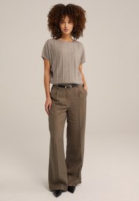 WE Fashion Džemperis - light brown