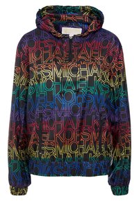 Giacca a vento colorata con cappuccio caratterizzata da un motivo logo ripetitivo in tonalità vivaci su sfondo nero. Include due tasche con zip.