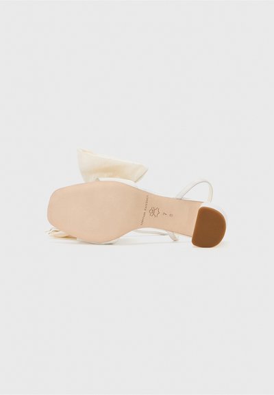 Loeffler Randall CARMEN - Sandali - cream