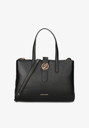 Borsa in pelle nera con doppi manici, tracolla staccabile, chiusura frontale con logo dorato e marchio "pierre cardin" in lettere dorate.