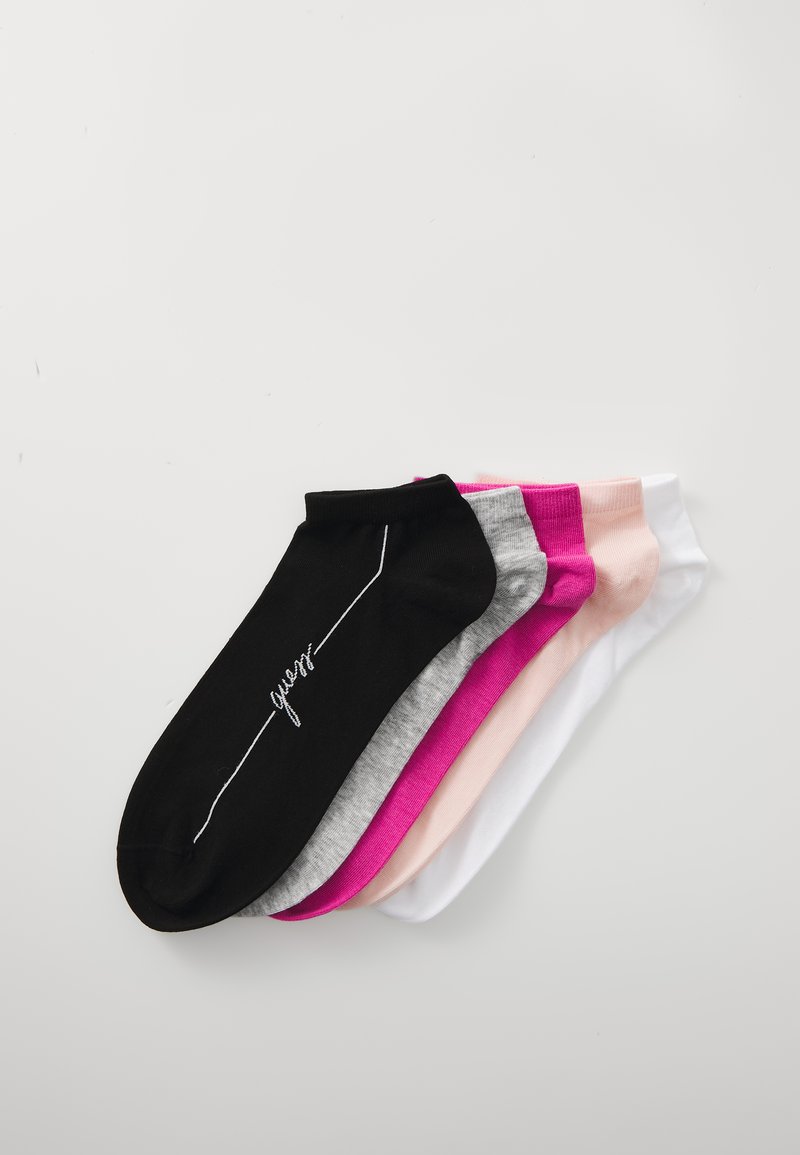 Sæt med fem ankelstrømper i sort, grå, pink, lyserød og hvid. Funktionen inkluderer en glat tekstur og et minimalistisk design med logoaccent.
