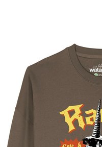 Sweatshirt en coton marron avec un col rond. Présente un design graphique coloré avec un texte en gras et une illustration complexe d'une licorne noire.