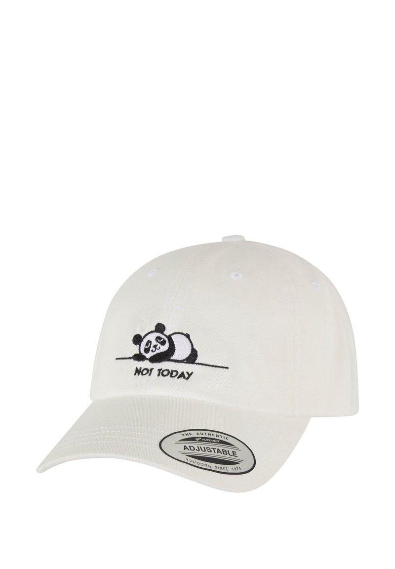 Cappello in cotone bianco con grafica di panda e la scritta "NON OGGI", dotato di cinturino regolabile e dettagli cuciti.