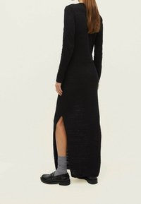 Stradivarius Vestito lungo - black