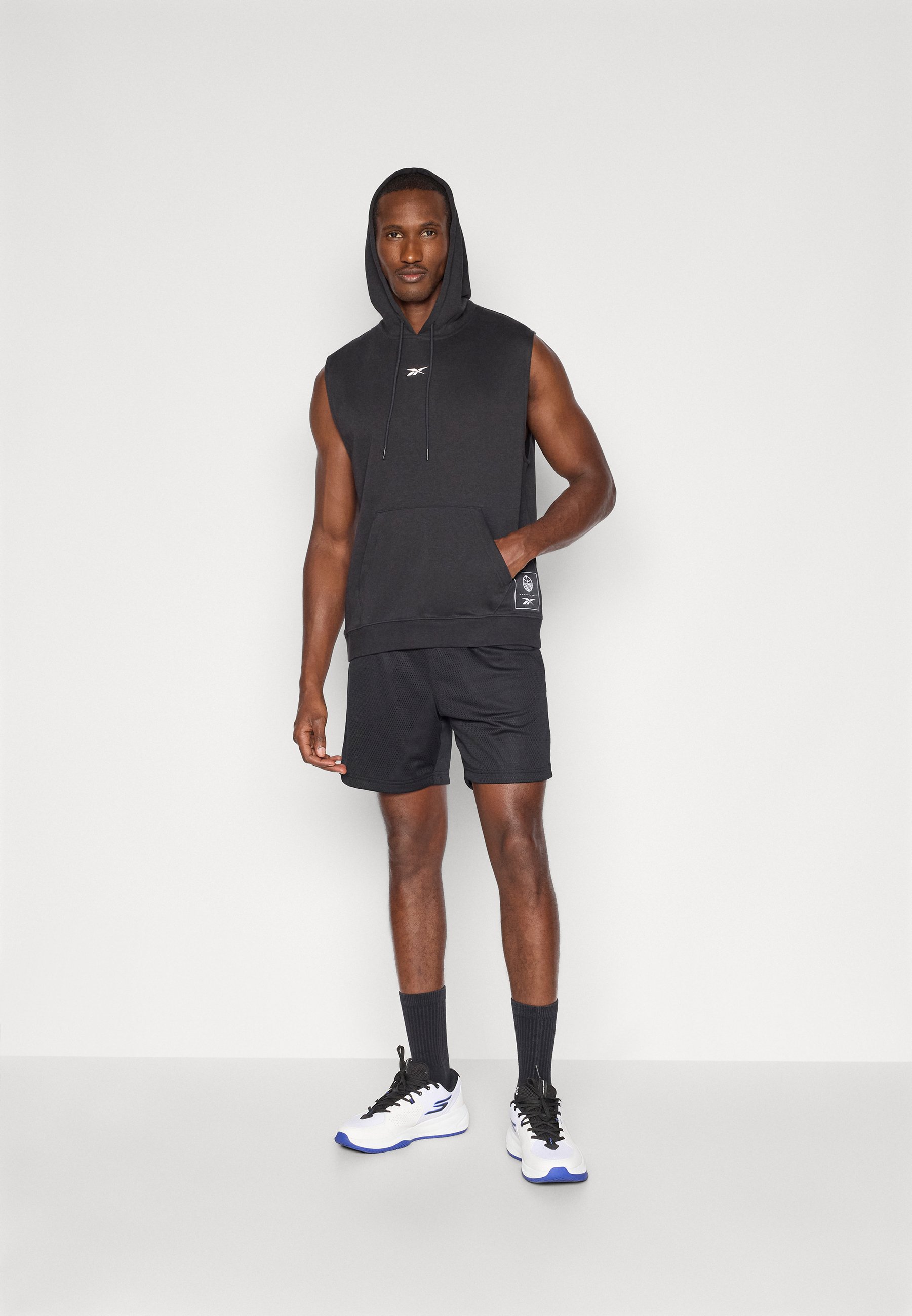 Reebok ID BASKETBALL SLEEVELESS HOODIE - Hoodie - black - Zalando