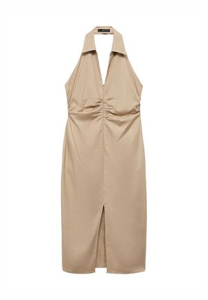 Béžové šaty na ramínka s hlubokým výstřihem do V, nabíraným předním dílem a rozparkem do stehna, vyrobené z měkké tkaniny. Mají límcový výstřih.