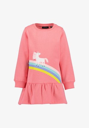 Langärmliges rosa Kinderkleid mit Rüschensaum, mit weißem Einhorn und Regenbogengrafik auf der Vorderseite.
