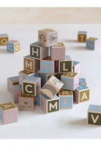 MICKI Lelupalikka - bunt