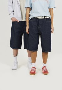 LEGACY STUDIOS - UNISEX - Kratke hlače od trapera - washed blue Minijatura 1