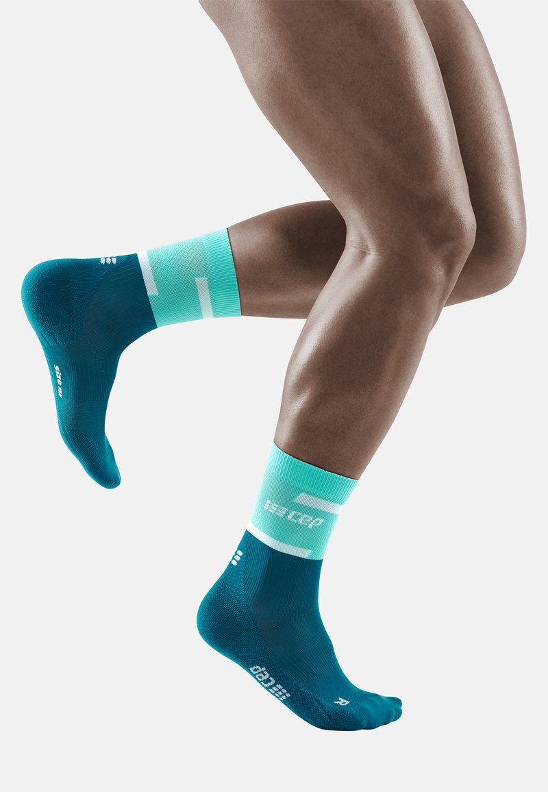 Herren Unterhosen | CEP COMPRESSION MID CUT SOCKS THE RUN Sportsocken ocean petrol/petrol - XK32996 Herren Unterhosen | CEP COMPRESSION MID CUT SOCKS THE RUN Sportsocken ocean petrol/petrol - XK32996