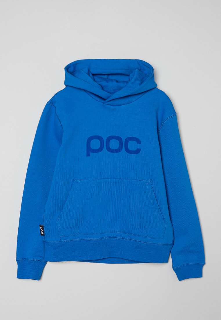 Blå hoodie i bomull med en framficka, ribbad textur och en stor, mörkblå "poc"-logotyp på bröstet. Har en huva med dragsko.