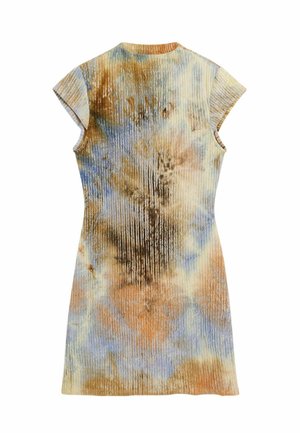 Lichtgewicht, geribbelde jurk met korte mouwen, een ronde halslijn en een meerkleurig patroon in blauw-, oranje- en bruintinten.