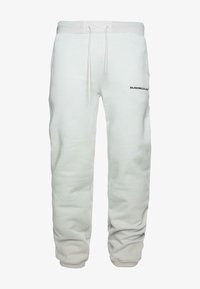 Ausgewählt, lightasphalt