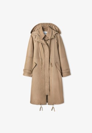 Beige wasserabweisender Mantel mit Kapuze, Reißverschluss und Druckknopfverschlüssen. Verfügt über einen verstellbaren Taillenbund, zwei Fronttaschen und umgeschlagene Ärmel.