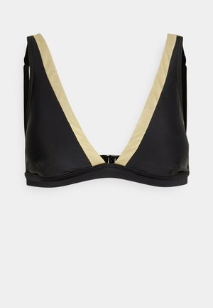 Schwarzer Bikini-Oberteil mit tiefem V-Ausschnitt und goldenen Satinakzenten entlang der Kanten. Verfügt über unterstützende Träger und einen Verschluss hinten.
