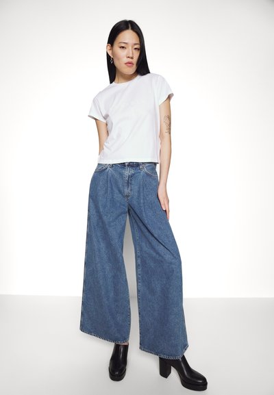 Goldsign THE ATTICUS - Flared Jeans - gibson/vintage blue