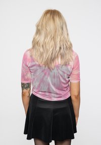 Paradiso Clothing THE ROLLING STONES  GRADIENT TONGUE MESH CROP - Print T-shirt - white