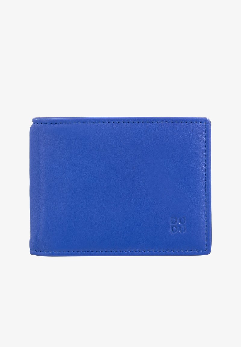 Portafoglio in pelle blu con texture liscia, forma rettangolare e cuciture visibili. Logo del marchio impresso nell'angolo in basso a destra.