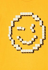 Molo RILEY - Printtipaita - smile pixel