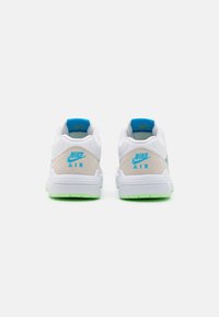Jordan JORDAN STADIUM 90 UNISEX - Kosárlabdacipők - white/vapor green/dark powder blue/cool grey
