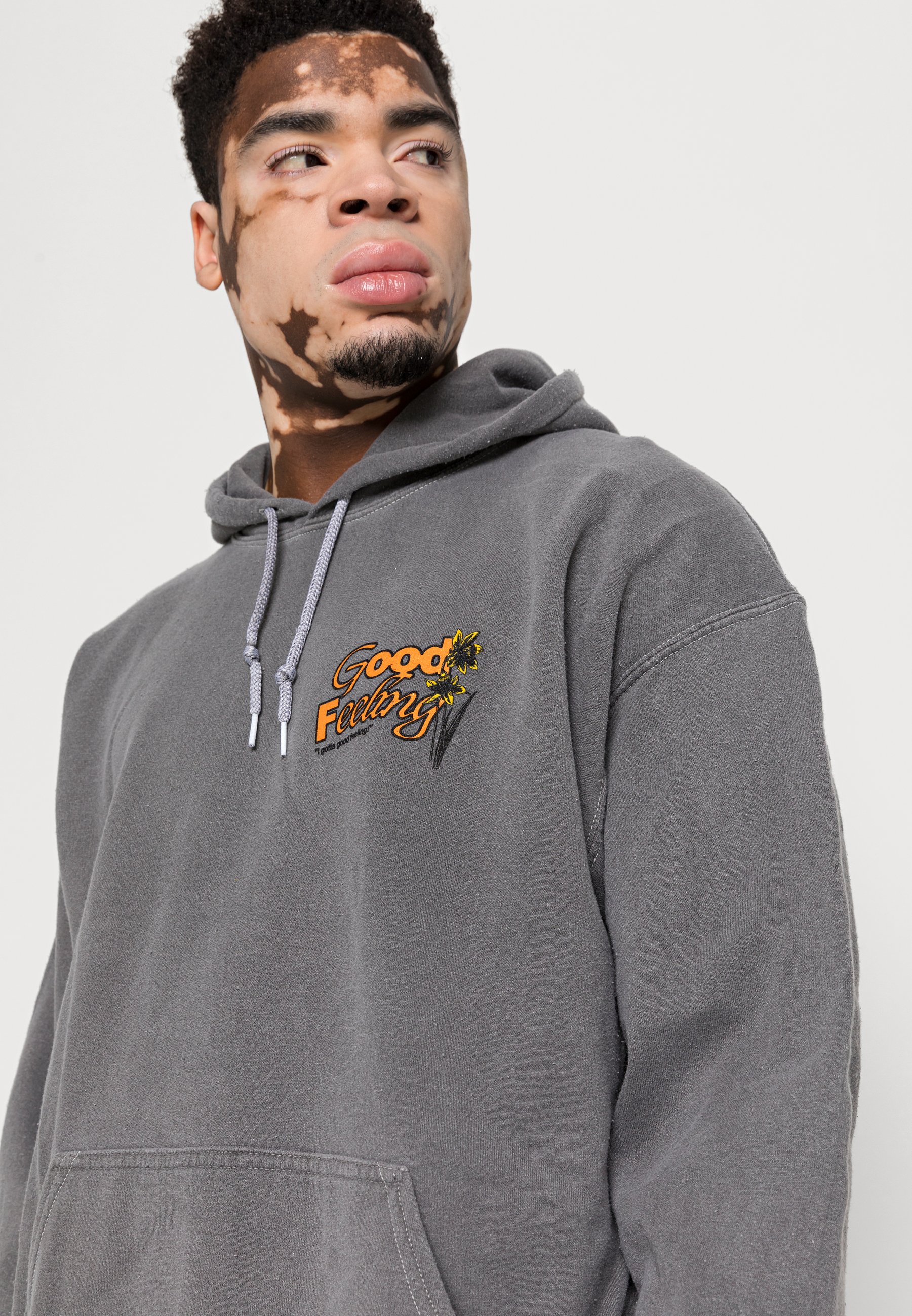 BDG Urban Outfitters BDG GOOD FEELING HOODIE - Sudadera - charcoal/gris  oscuro - Zalando.es