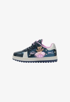 Dziecięcy ciemnoniebieski sneaker z różowym wnętrzem, srebrnymi brokatowymi akcentami, misiem w różowej spódniczce tutu i zapięciem na rzep.