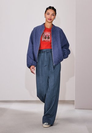 Next REGULAR FIT - SUPERWIDE BELTED - Housut - denim