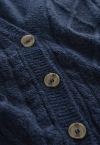 Next CABLE - REGULAR FIT - Vestă - blue navy