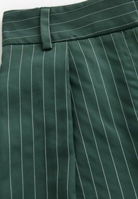 Next TALL FIT - WIDE LEG ELASTIC BACK - Pantalones - green