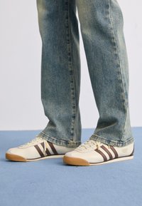 ITALIA 70S UNISEX - Sneakers basse - off white/earth strata