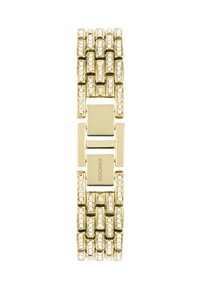Bracelet en métal doré avec plusieurs rangées de maillons rectangulaires, rehaussé de petits cristaux transparents. Le fermoir comprend un détail de marque.