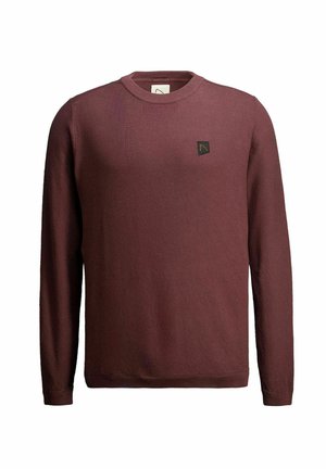 Bordeaux stickad tröja med långa ärmar, rund hals, texturerad tyg och en liten svart logotyp på vänster bröst.