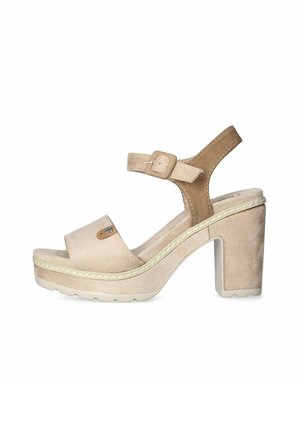 Sandalo beige in suede con punta aperta, tacco a blocco, cinghia regolabile alla caviglia e suola platform cucita.