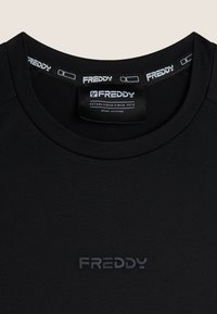 Freddy CON MANICHE RAGLAN - Camiseta básica - nero