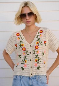 Next REGULAR FIT EMBROIDERED FLORAL BUTTON UP - Strickjacke - white ecru