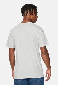 Fila BEDBURG - Camiseta estampada - light grey melange