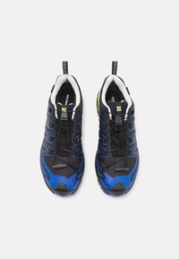 Salomon XA PRO 3D V9 GTX - Løpesko for mark - black/surf the web/safety yellow