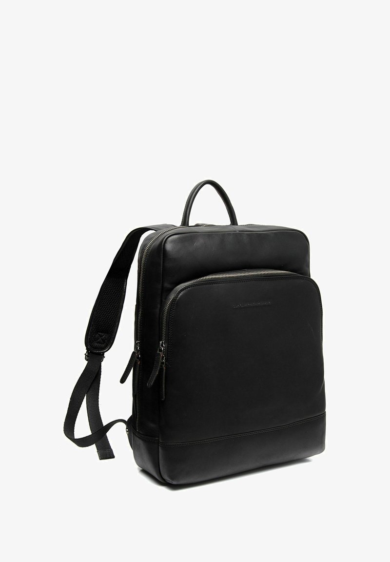 Schwarzer Leder-Rucksack mit glatter Textur, rechteckiger Form, oberem Griff, verstellbaren Trägern und zwei mit Reißverschluss versehenen Fächern.