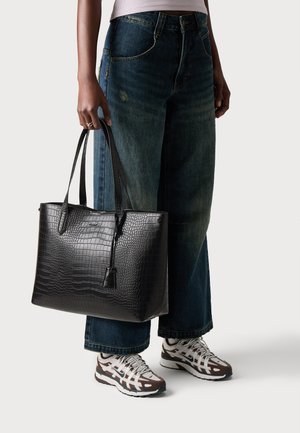 TAMMERA - Shoppingveske - other black